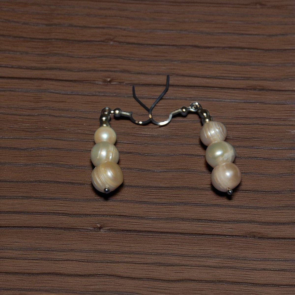 Pearl Earring Pair with Hook