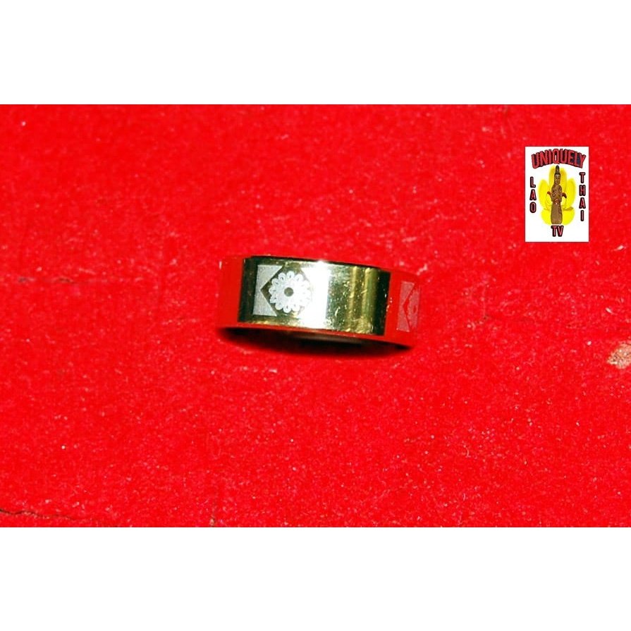 Gold Silver Engraved Design