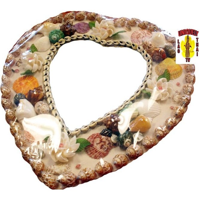 Hart Shape Shell Mirror