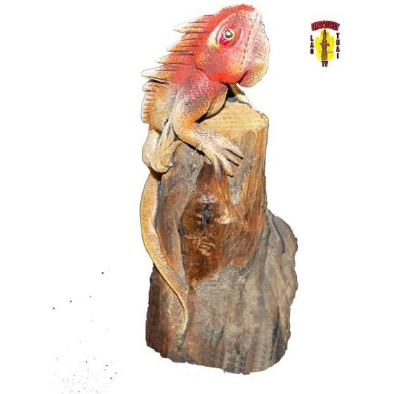 Lifelike Iguana on a Log 6" long