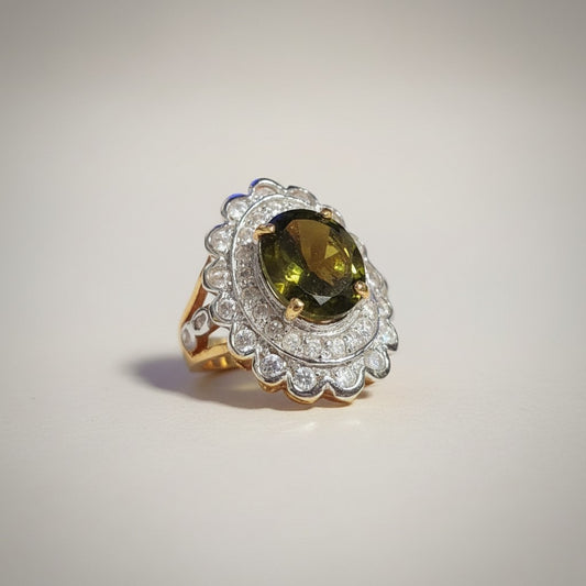 Gold-Dipped Ring with Peridot Center Stone Size 7
