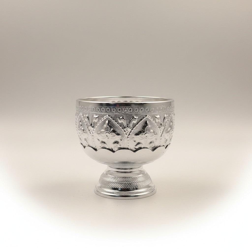 Bowl and Serving Stand Silver Finish 4" Diameter