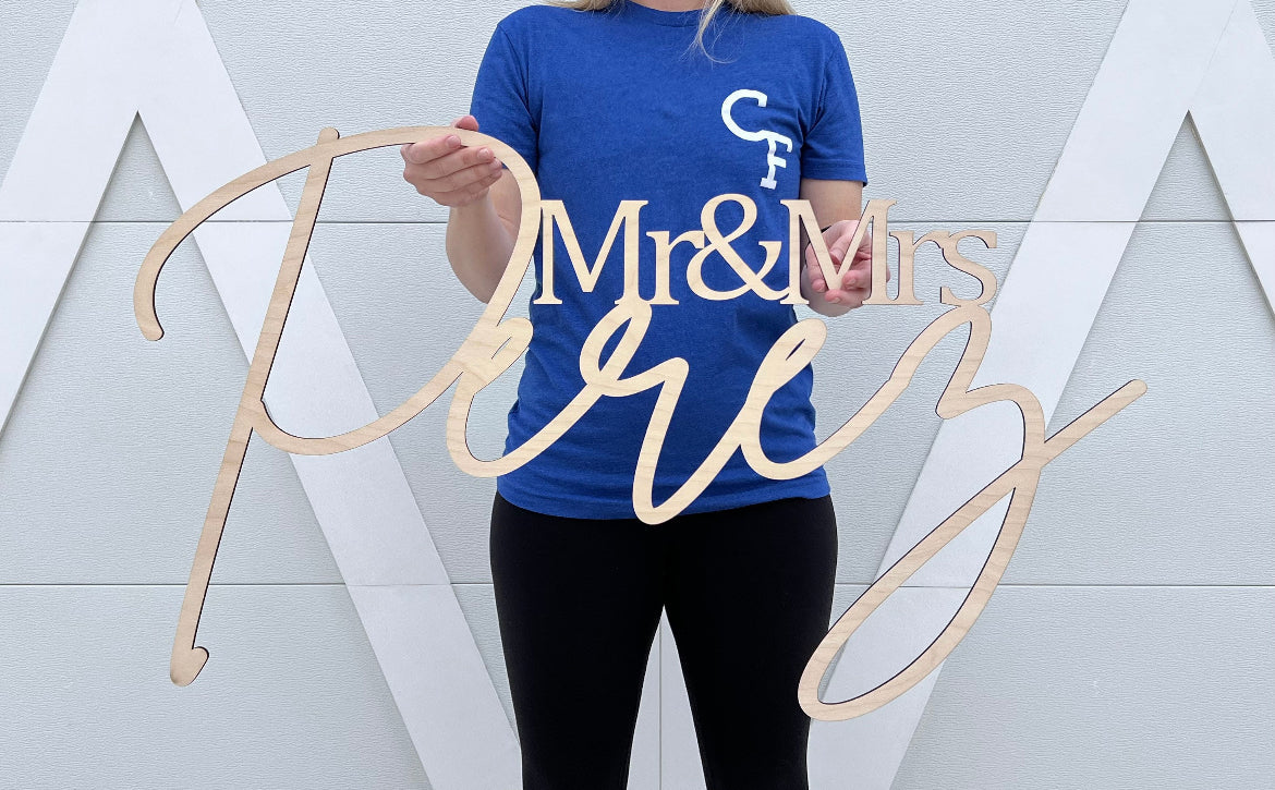Mr & Mrs Last Name Sign