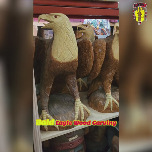 Bald Eagle Wood Carving 20 Inch Tall Left or Right Facing