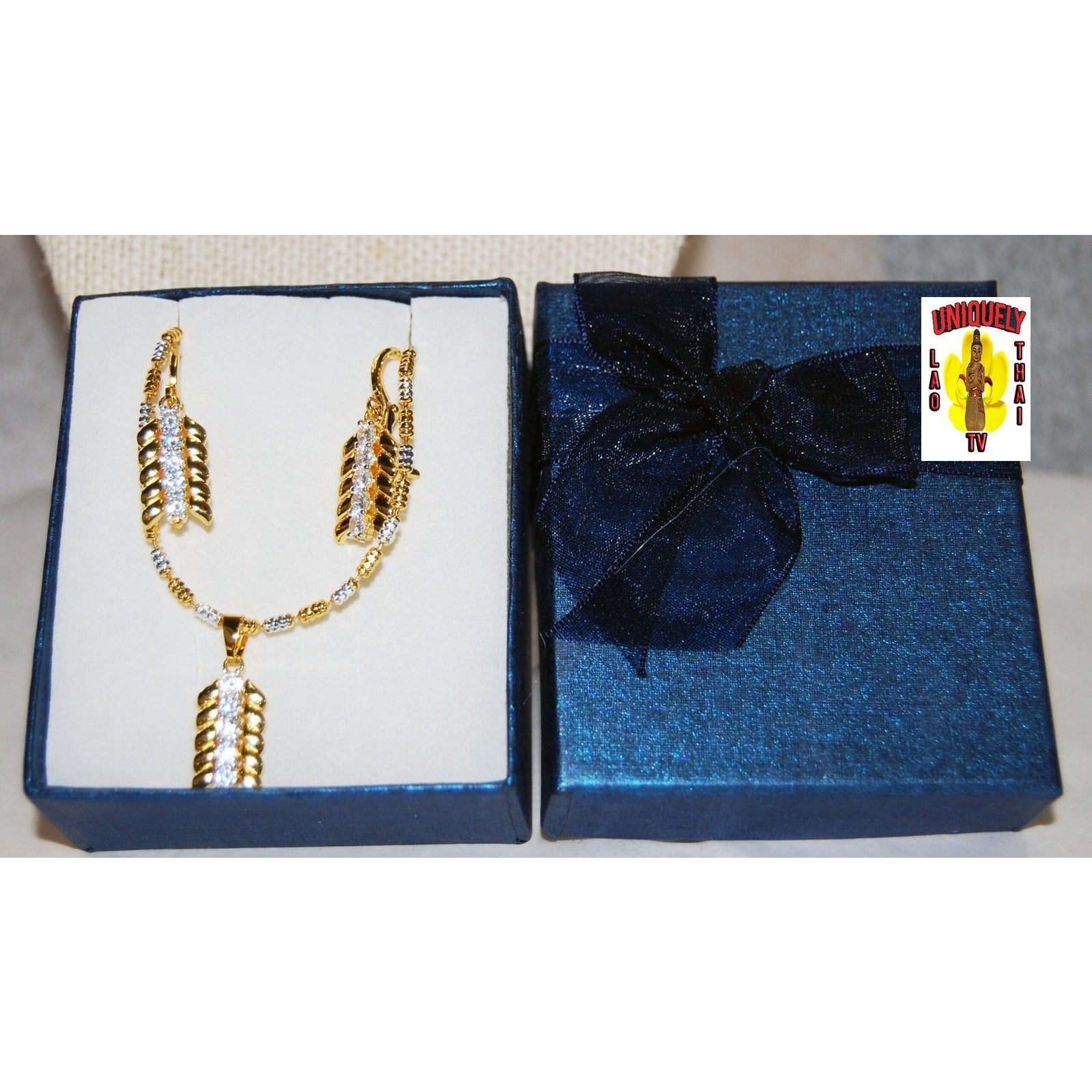 Gold-Plated Necklace Earring and Pendant Set JE-ST-04